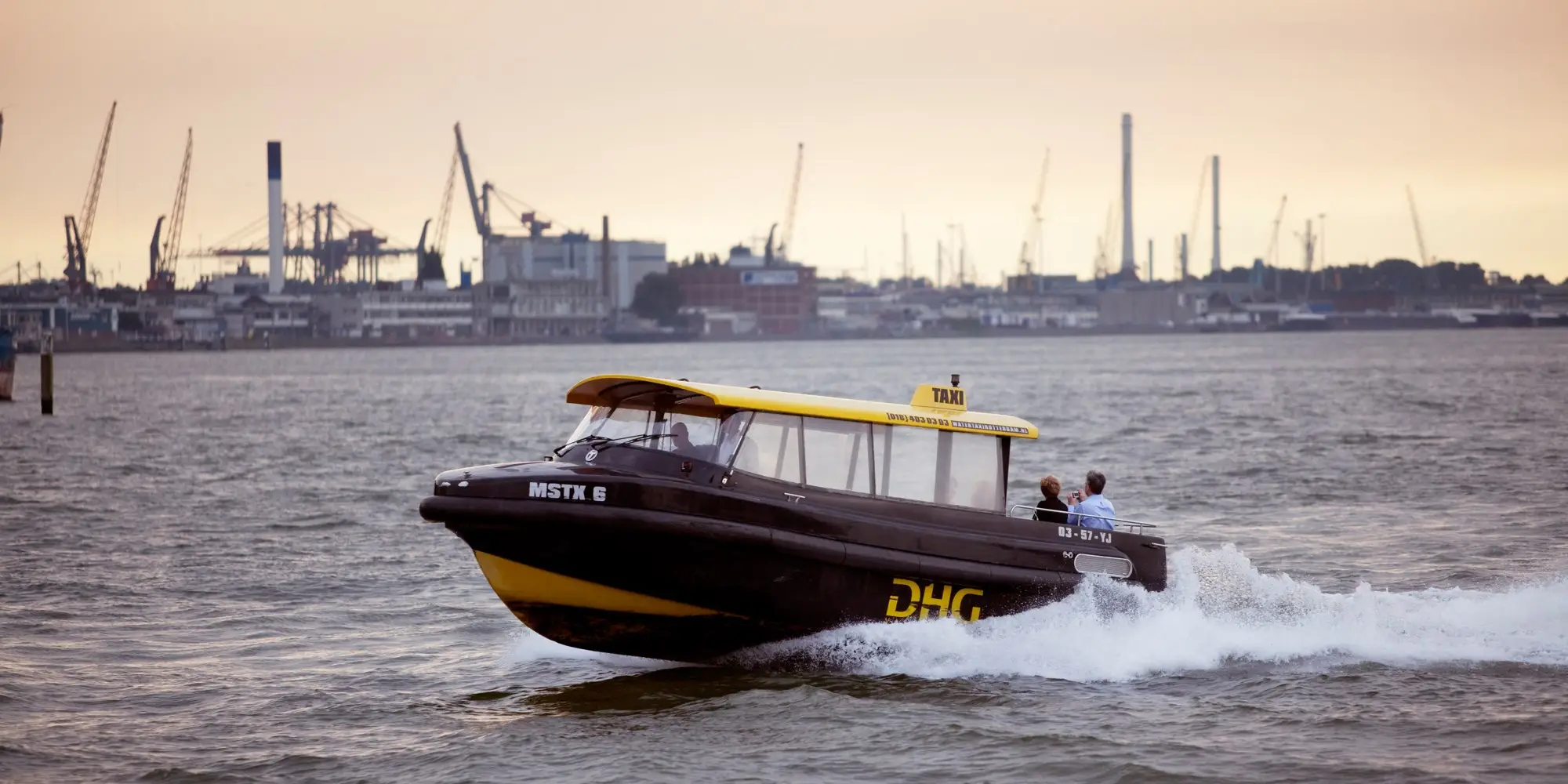 Watertaxi Rotterdam | Rotterdam Partners