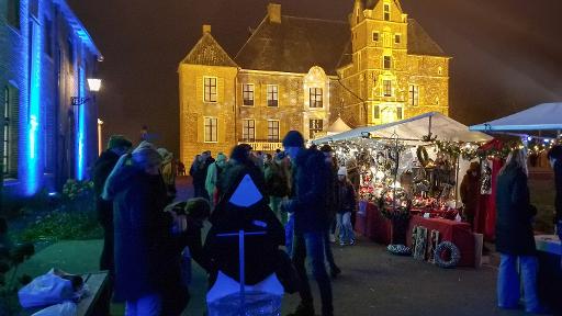 Uit in Apeldoorn:Kerstmarkt Vaassen