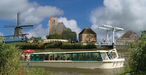 Party Boat “de Koperen Hoorn” package “Beisies Koike”