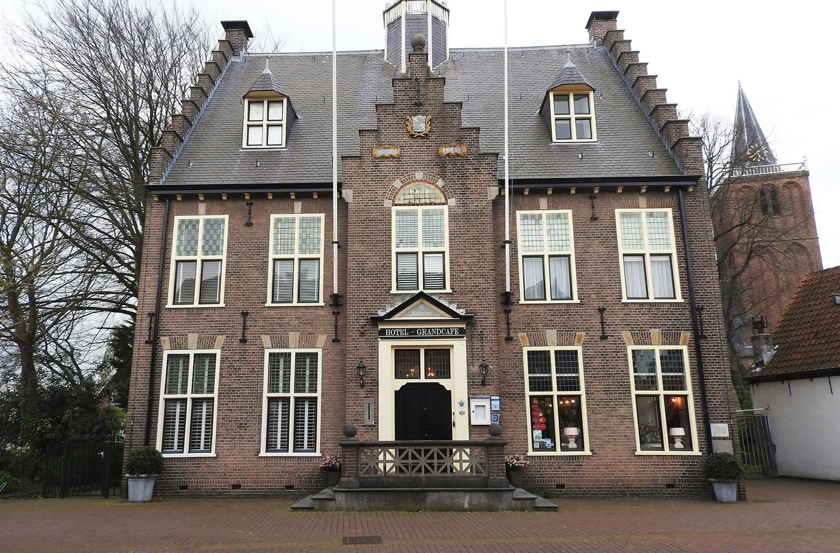 Voormalig Raadhuis
