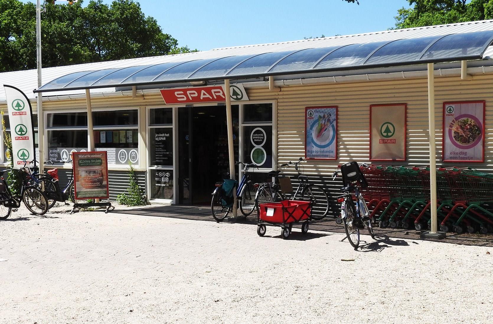 Supermarkt Spar Camping Bakkum