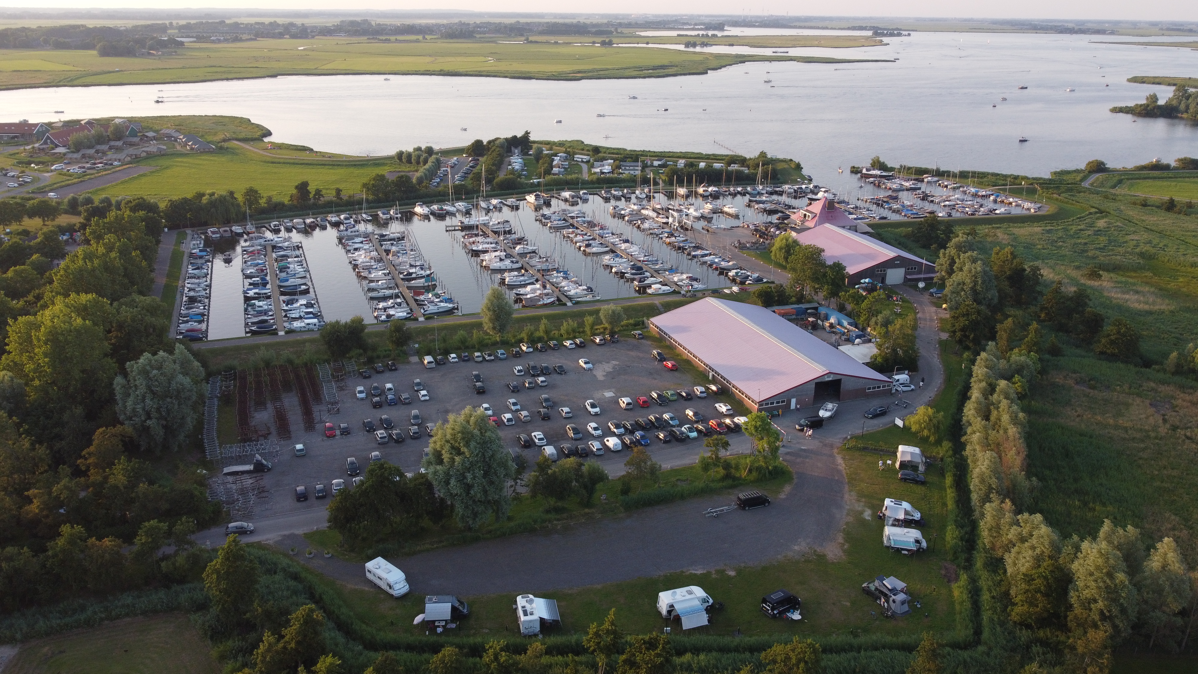 Minicamping & Camperterrein Zwaansmeerpolder