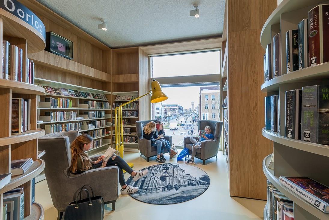 Library Den Helder, School 7