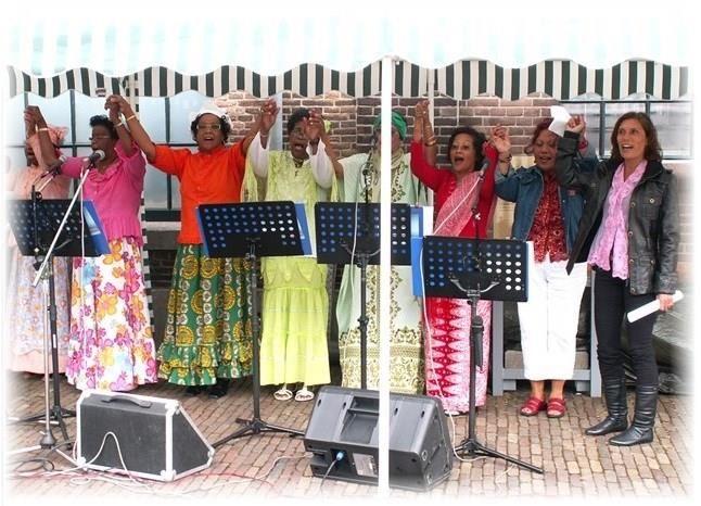 Multikulturelle Gesangsgruppe’Eerste Helderse Zang en Gospelgroep Kleurrijk Den Helder‘