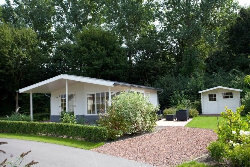 Een huisje met schuurtje bij Europarcs Molengroet