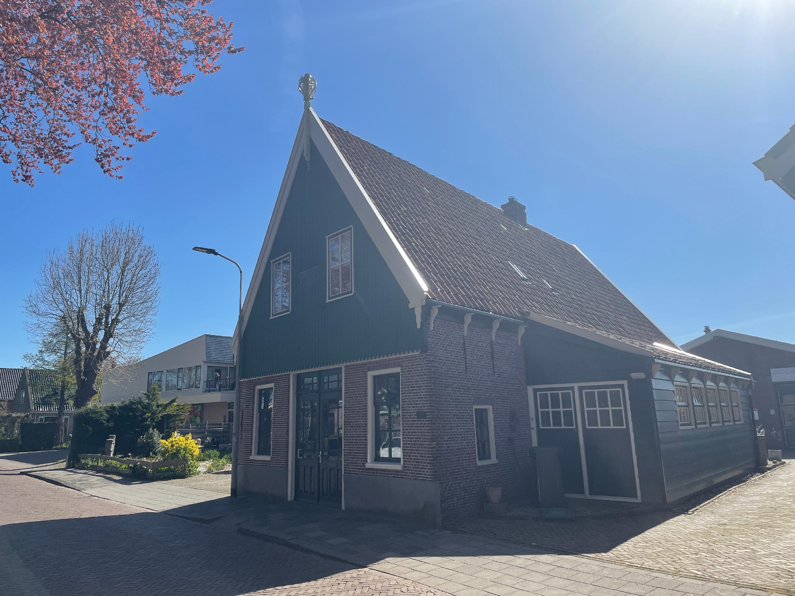 Voormalige wagenmakerij – Dorpsstraat 121