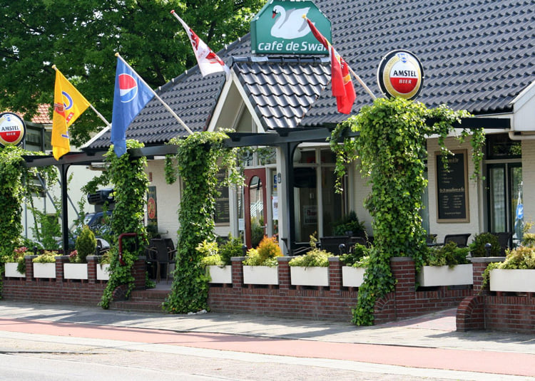 Buitenaanzicht Café De Swan