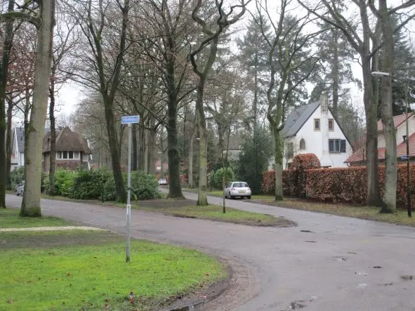 Stadswandeling Berg en Bos