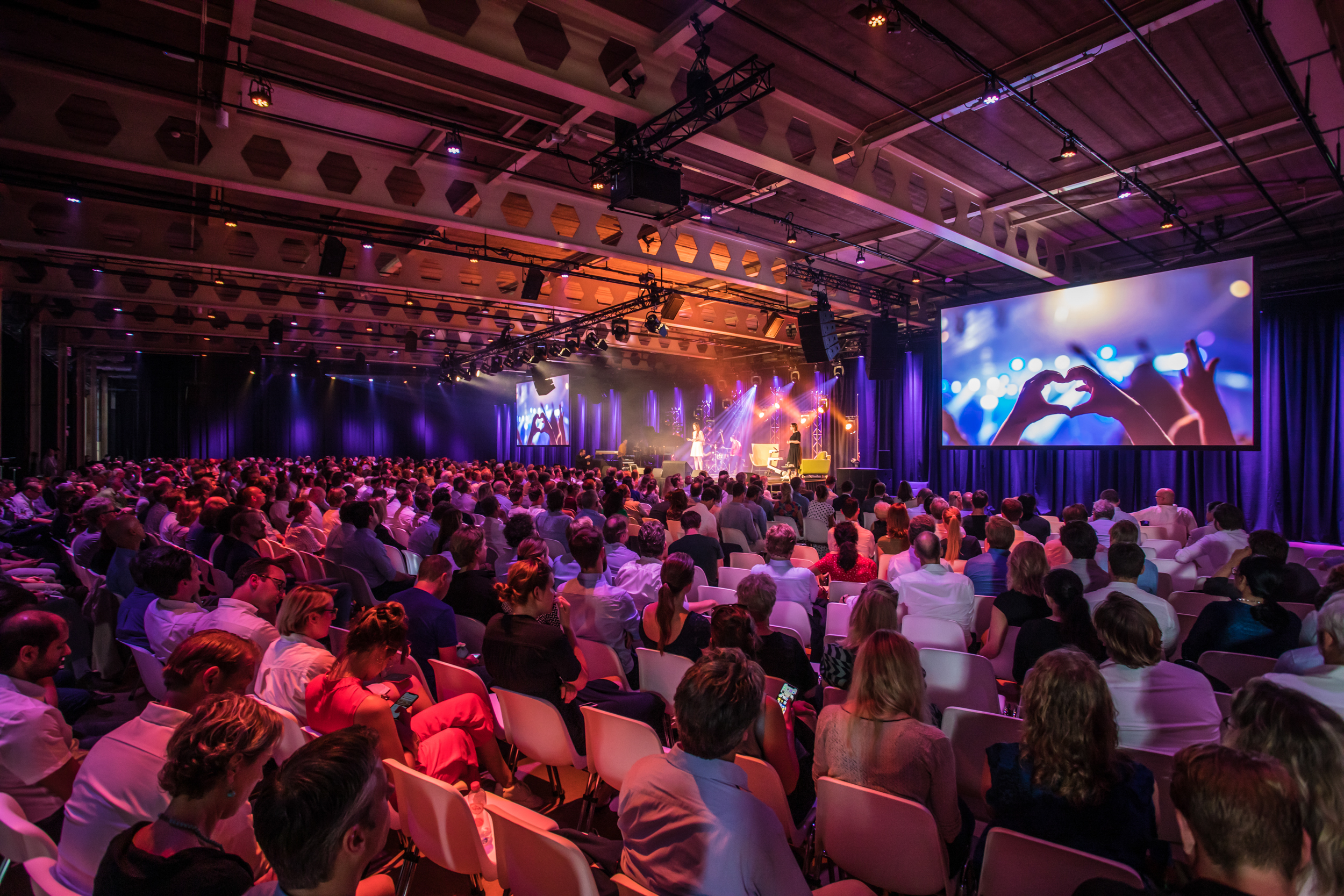 Tabaksfabriek, plenair