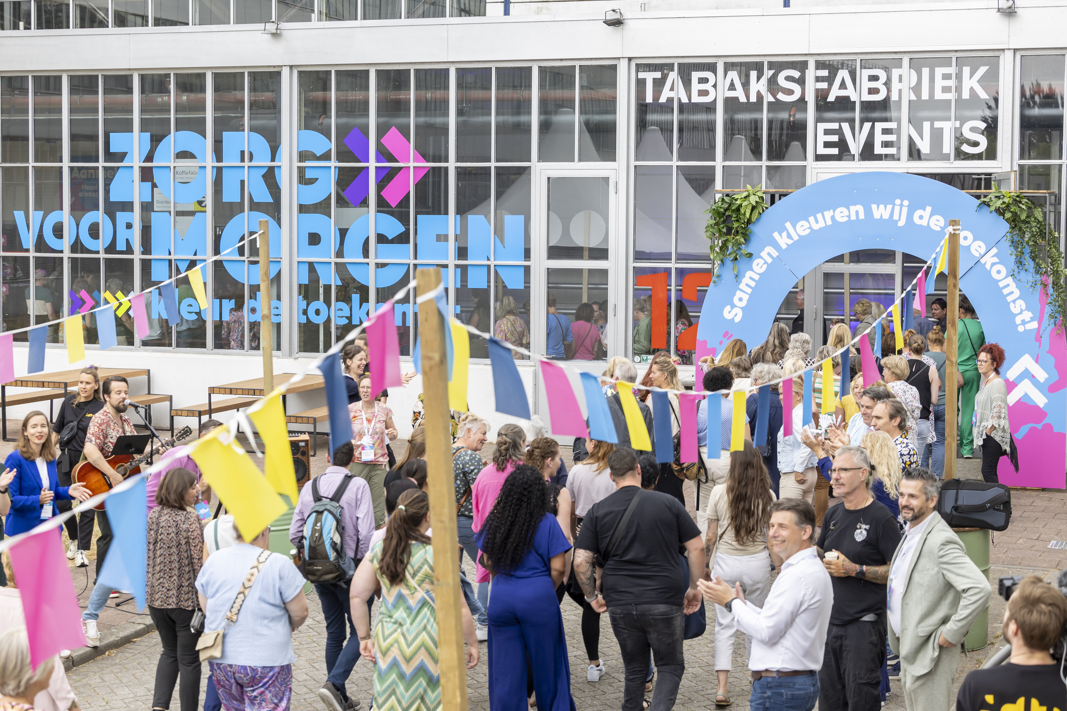 Ingang 12, ontvangst