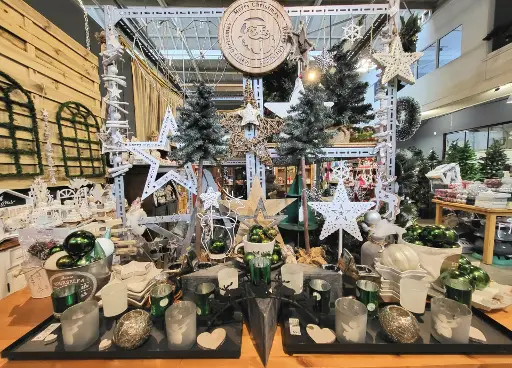 Kerstmarkt in Foenix kringloop