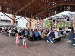 Hop naar de stad