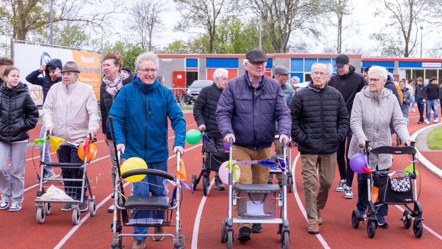 Rollatorloop van start