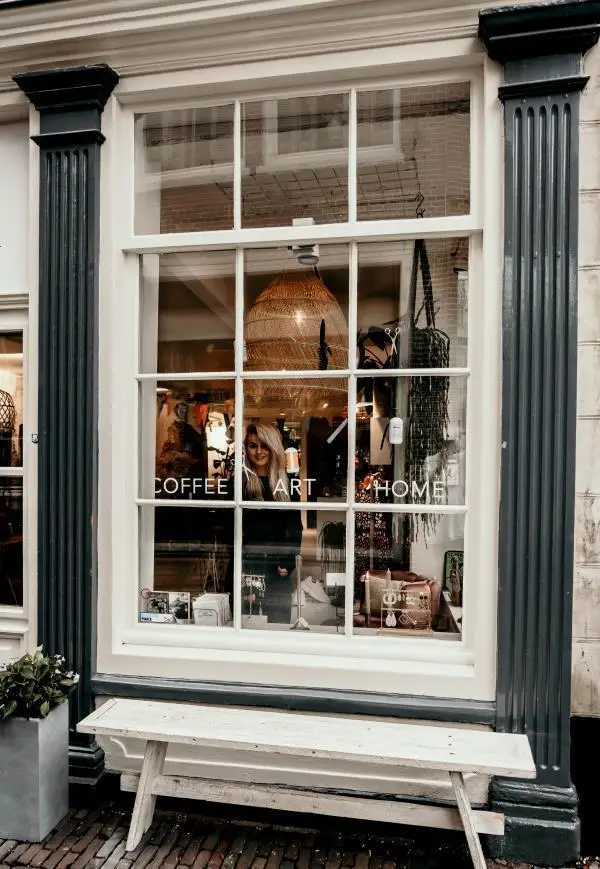 EVYS concept store