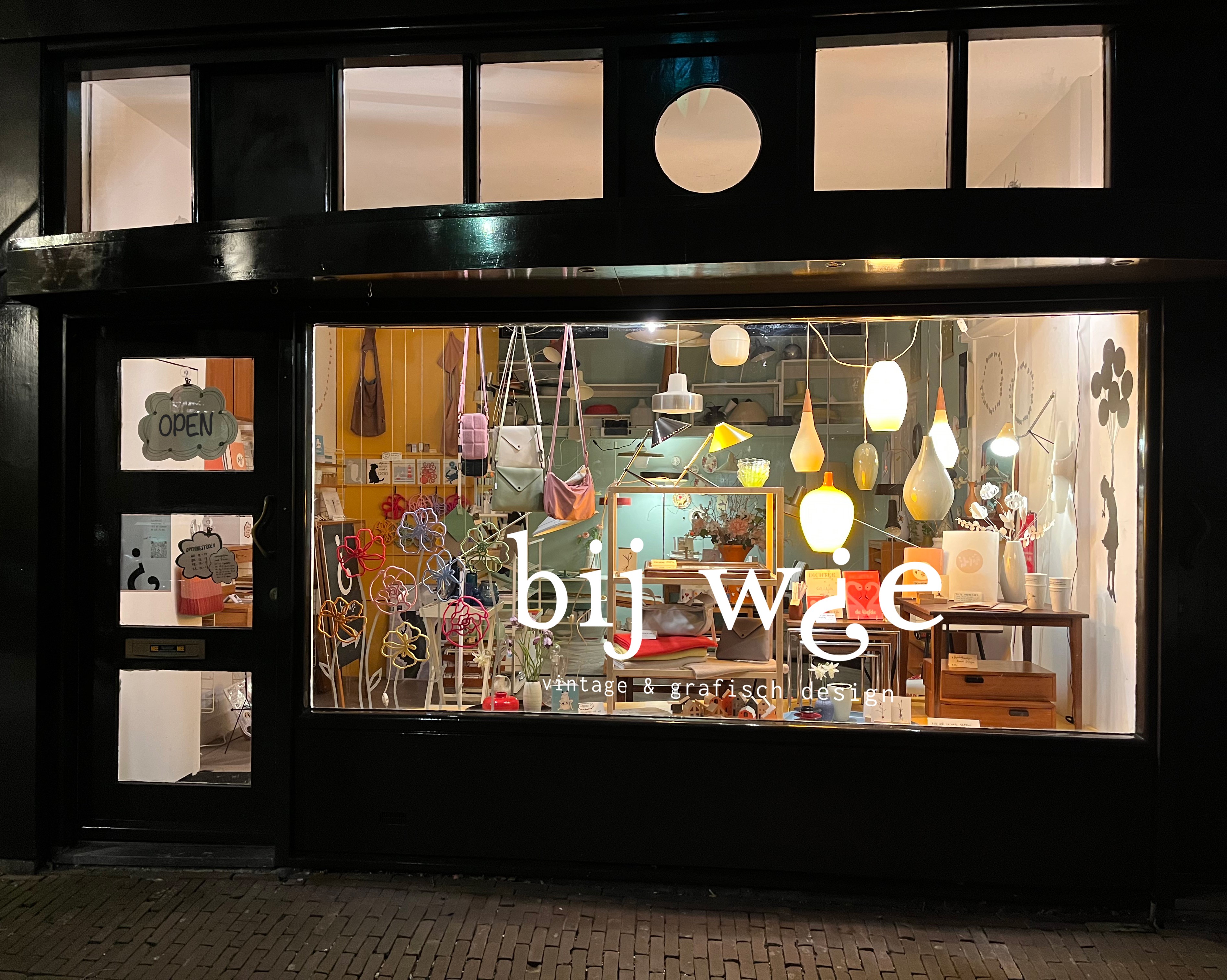 Bij Wie - Vintage & Grafisch Design