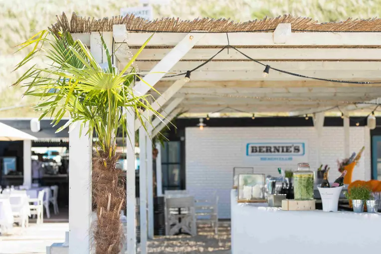 Bernie's Beach club