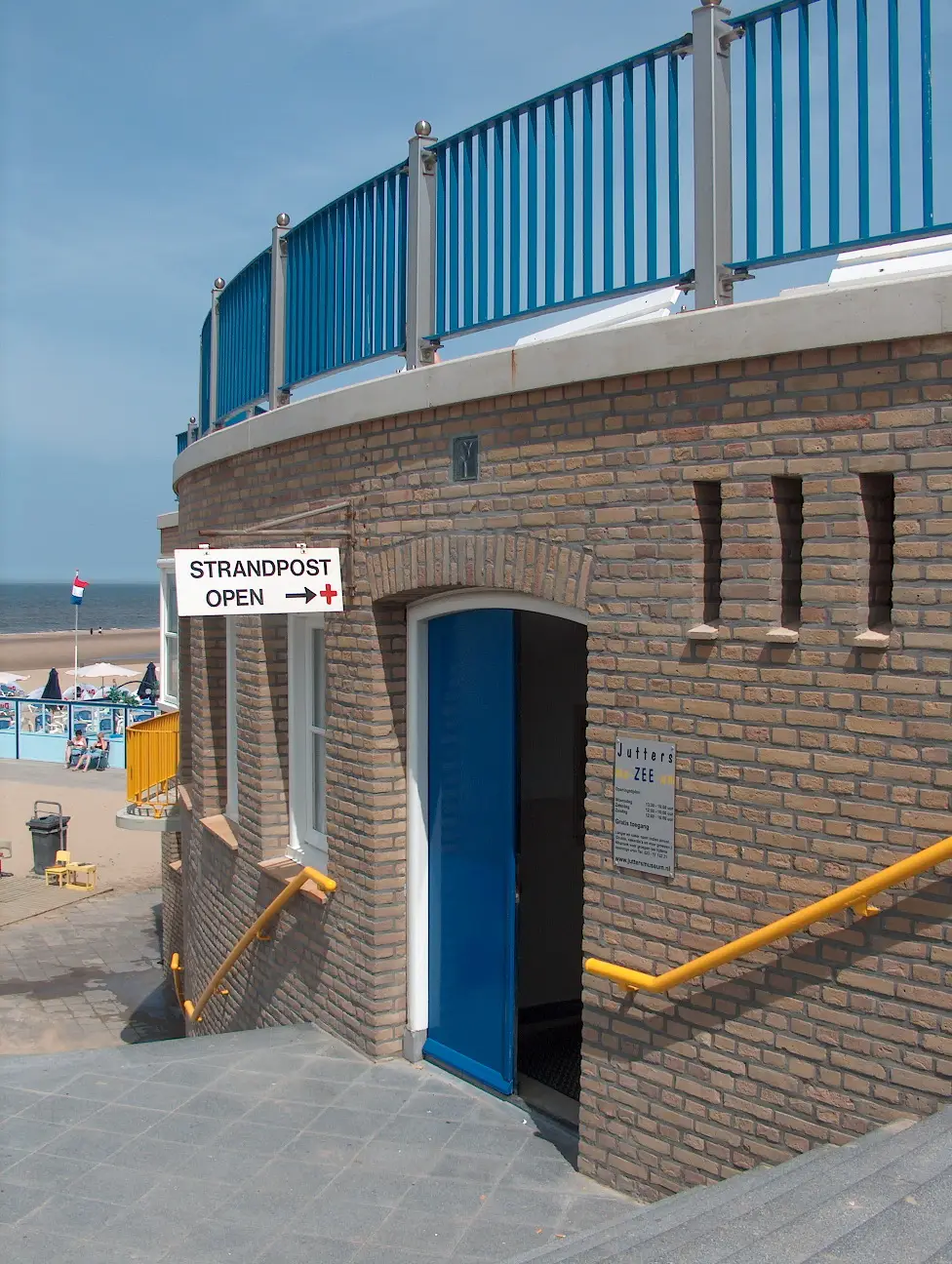 EHBO post Zandvoort Rotonde