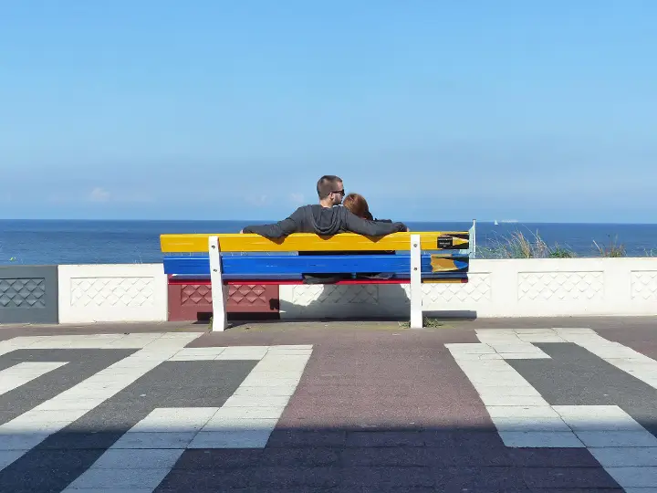 Boulevard de Favauge met uitzicht op zee