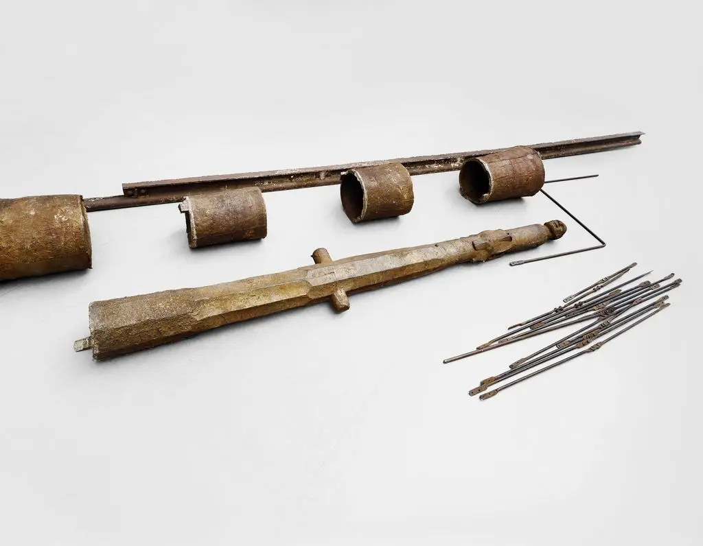 Tentoonstelling Kröller Müller Museum; Strassenbahnhaltestelle