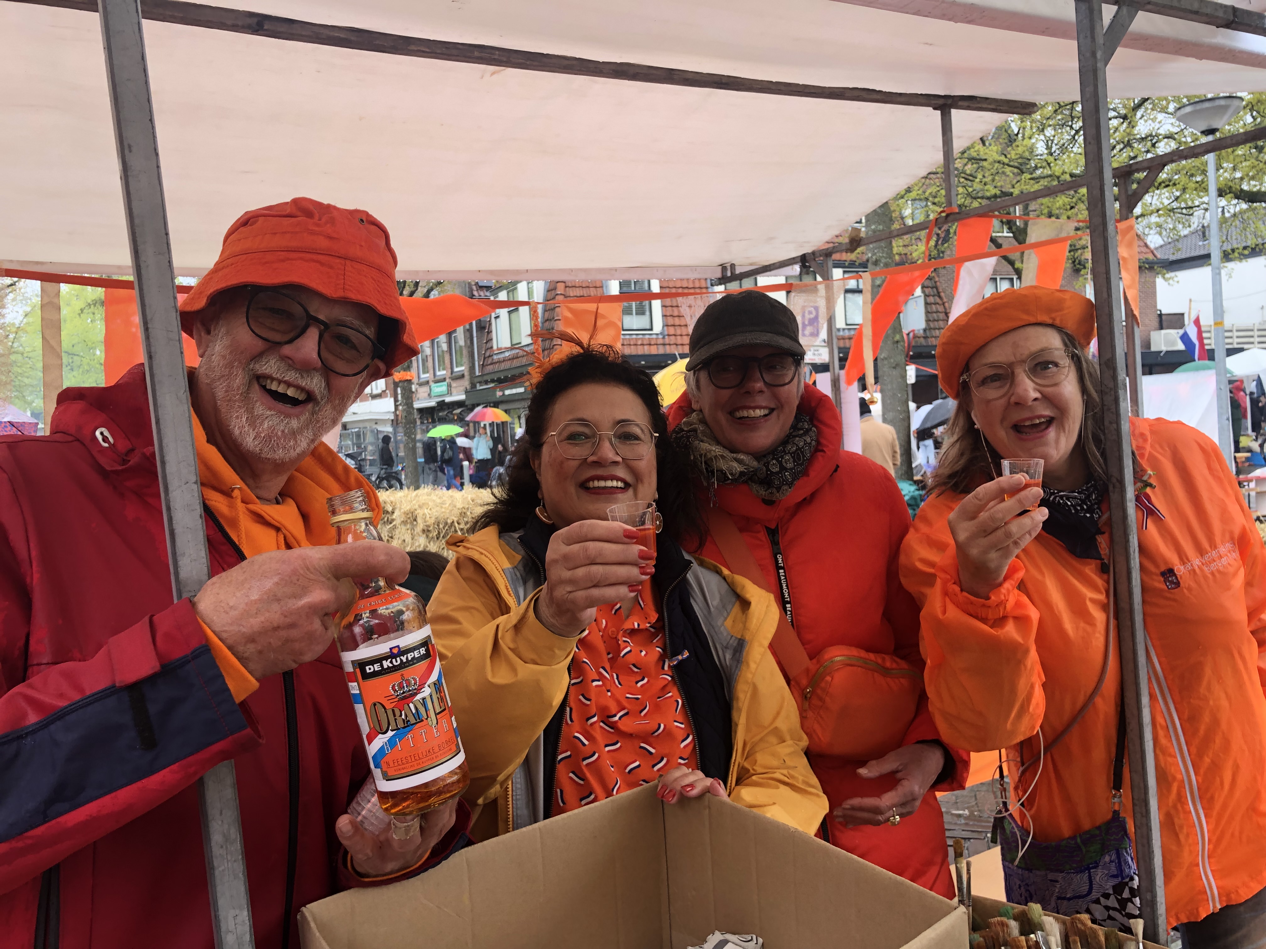 Koningsdag in Bergen