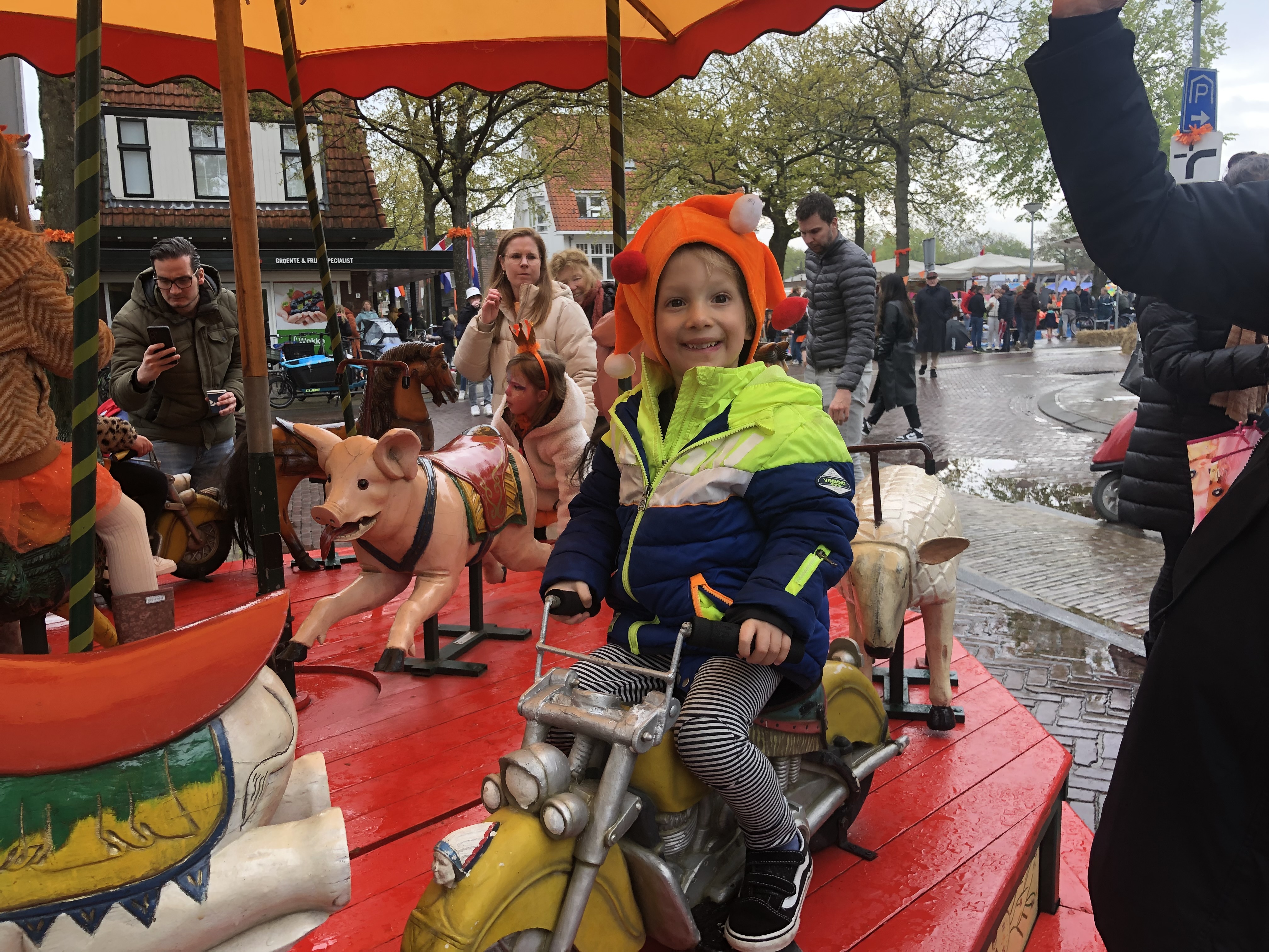 Koningsdag in Bergen