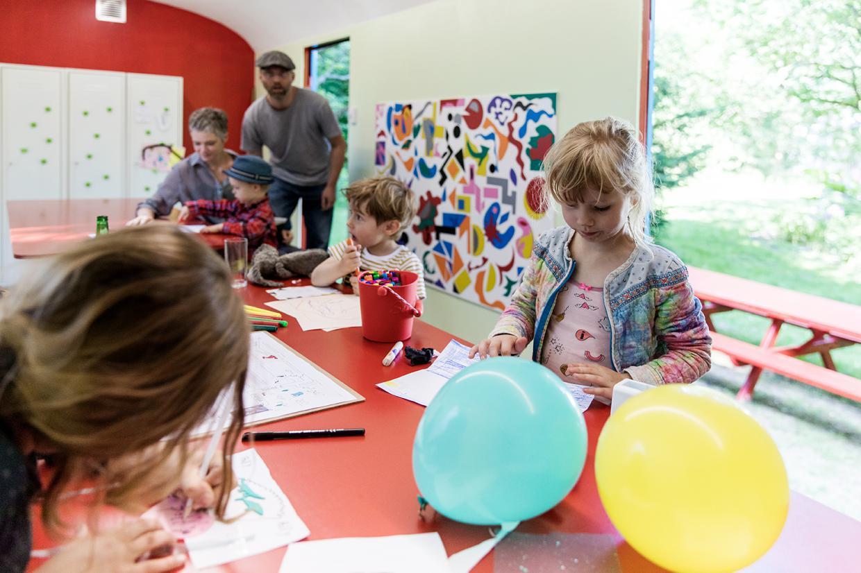 Studio C familieworkshop: XL beesten van karton en wol