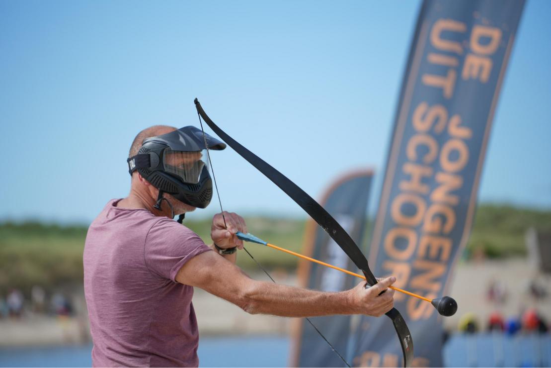 Archery Tag Beach Battle