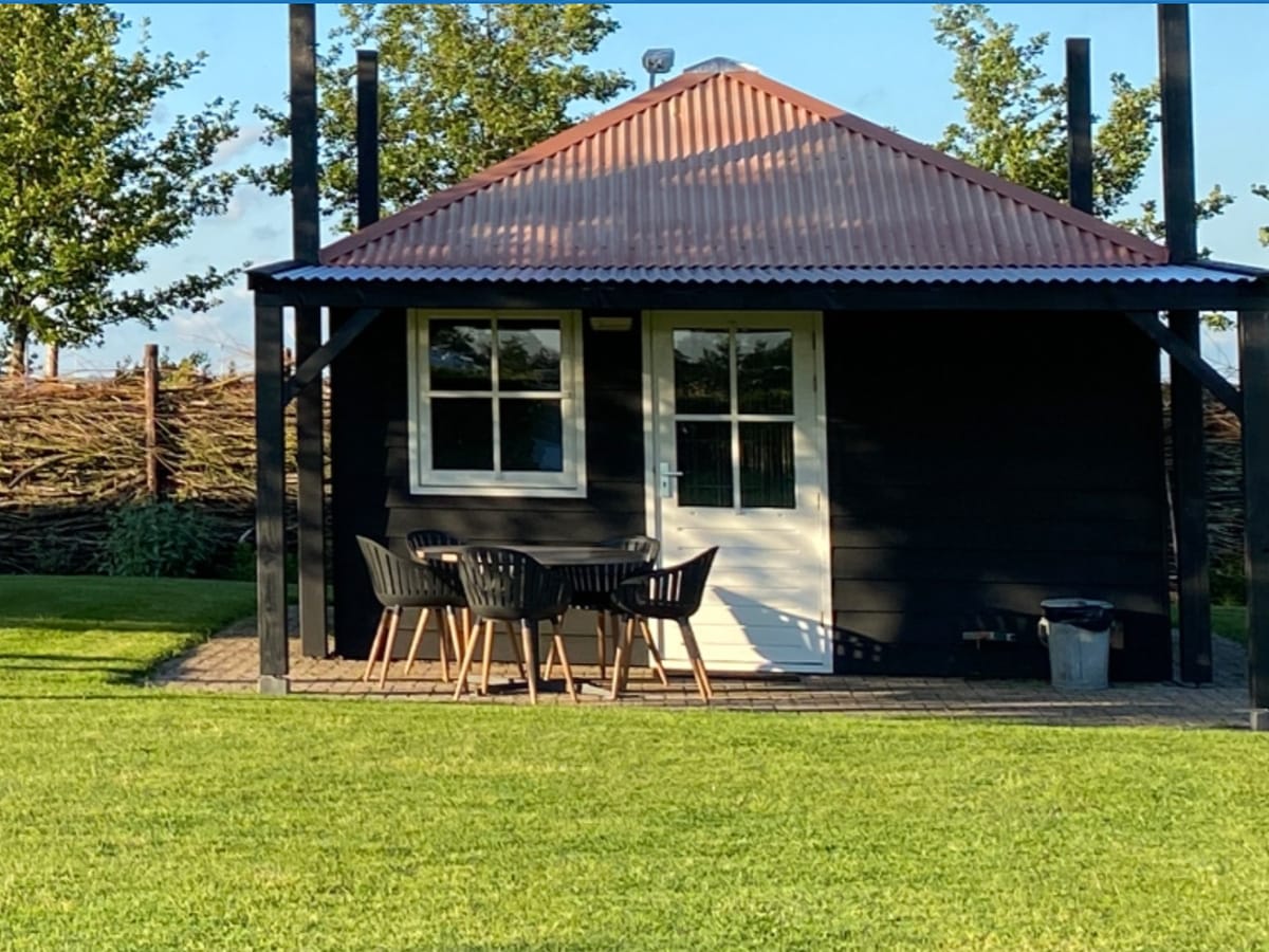 Huisje op minicamping de Nesse