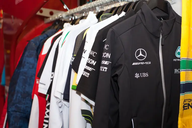 Binnen in de winkel Pole Position