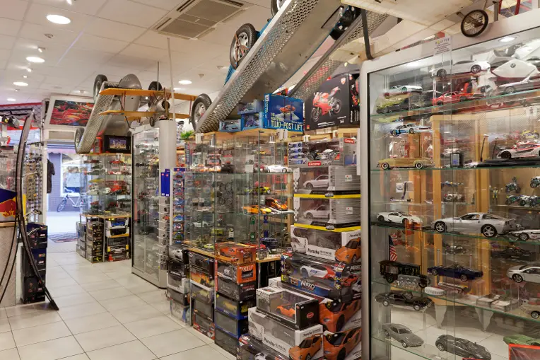 Binnen in de winkel Pole Position
