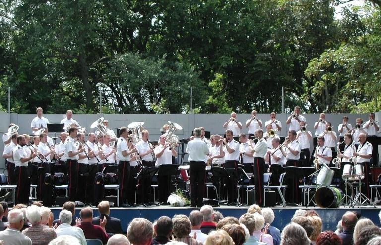 Noordwest Tuinconcert: Marinierskapel in het Timorpark