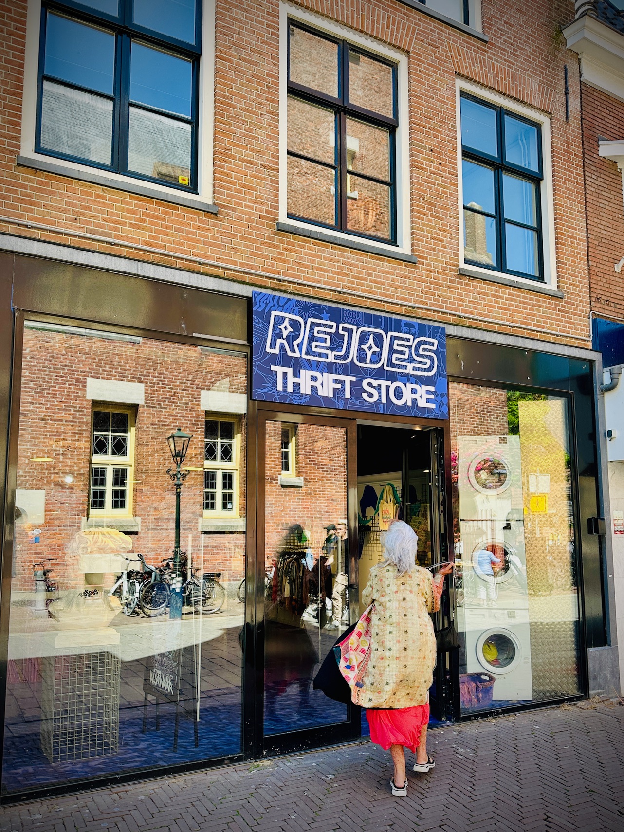 Rejoes