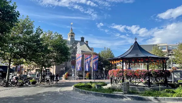 Raadhuisplein