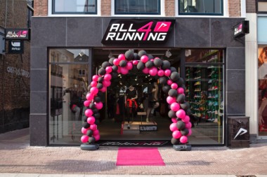 All 4 running