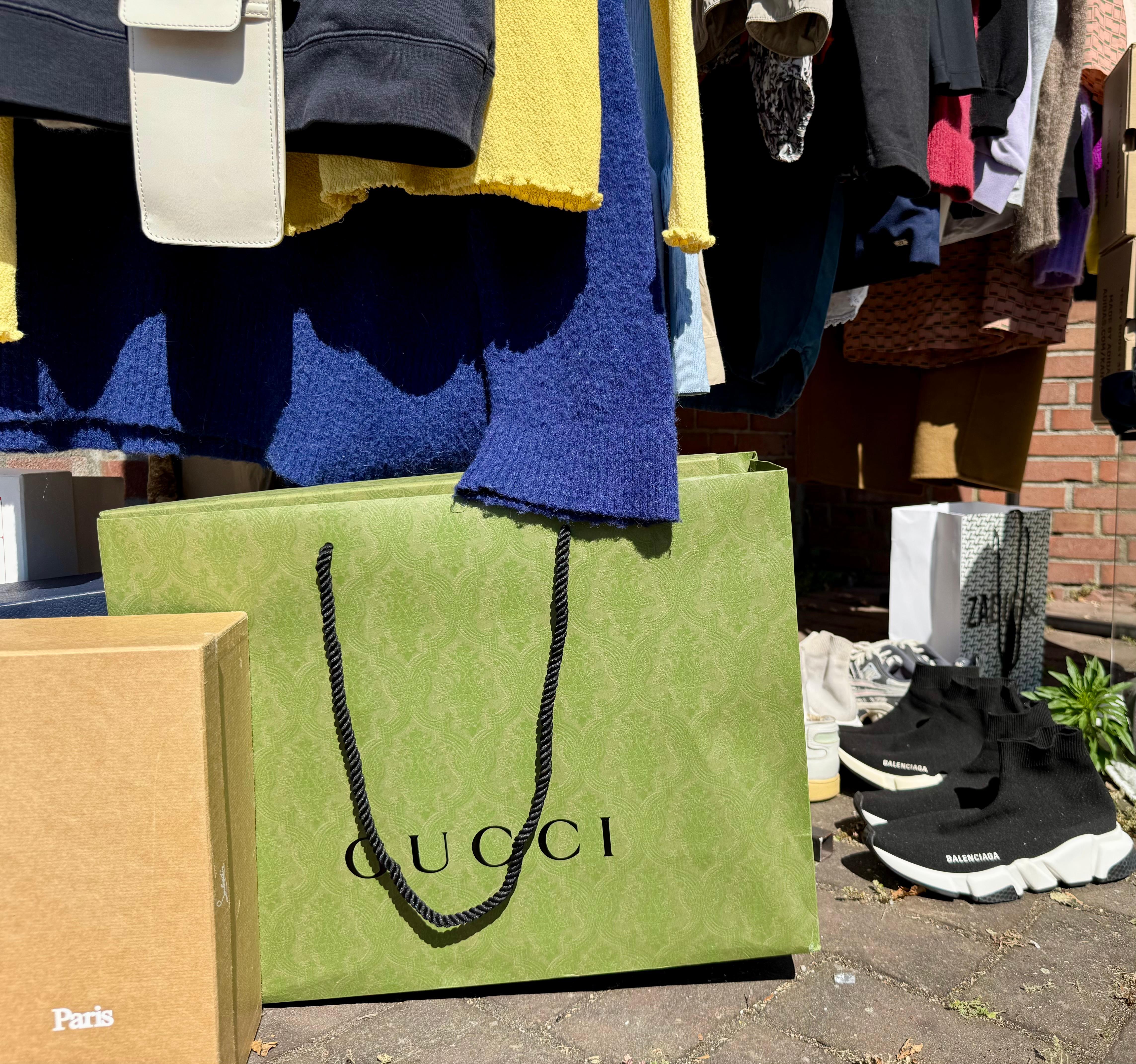 Vintage Pop Up Store