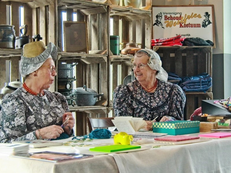 Maak kennis met het Westfries Kostuum