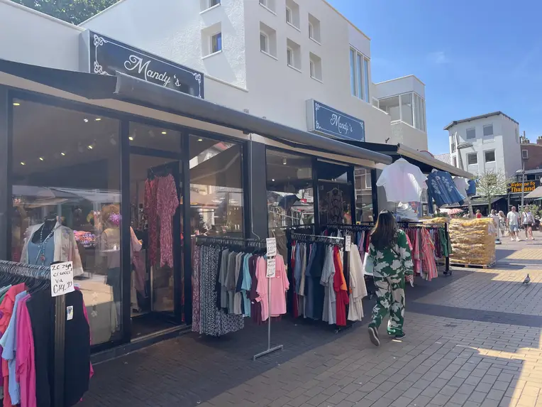 Mandy's Zandvoort kledingwinkel