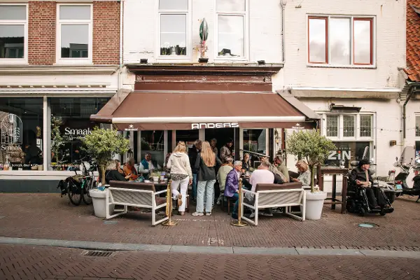 Café Anders buitenkant