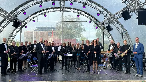 Optreden harmonieorkest Prinses Juliana Beekbergen