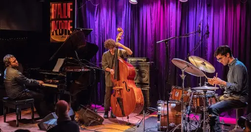 Syntopia: Ereprijs x Jazz Spiral Trio