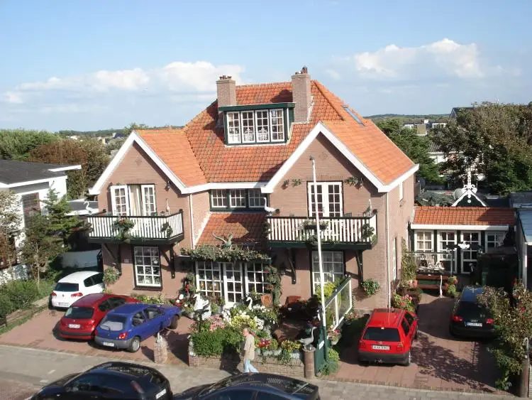 't Zwanenest voorkant