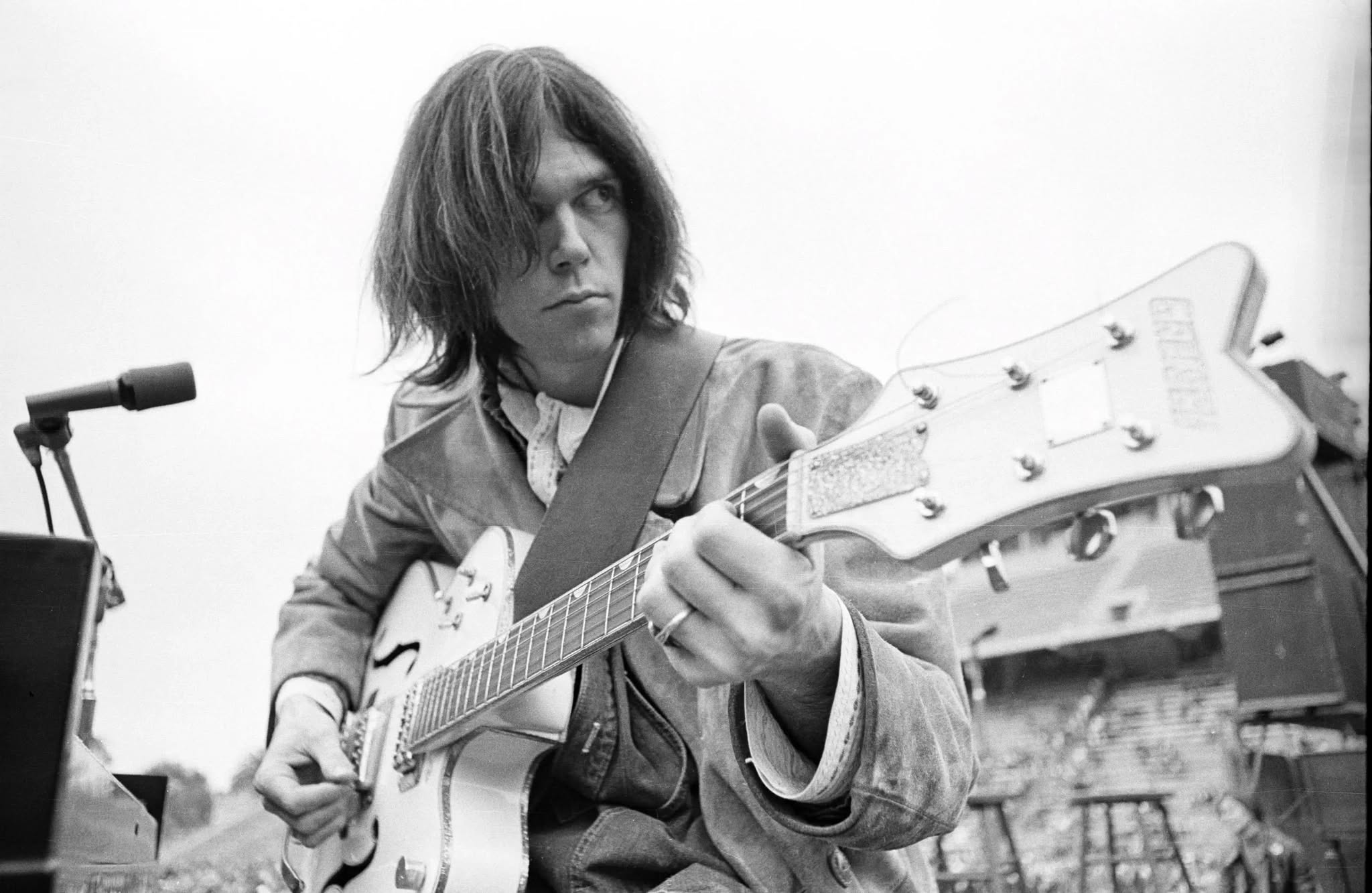 Taverne Live: Neil Young Undercover