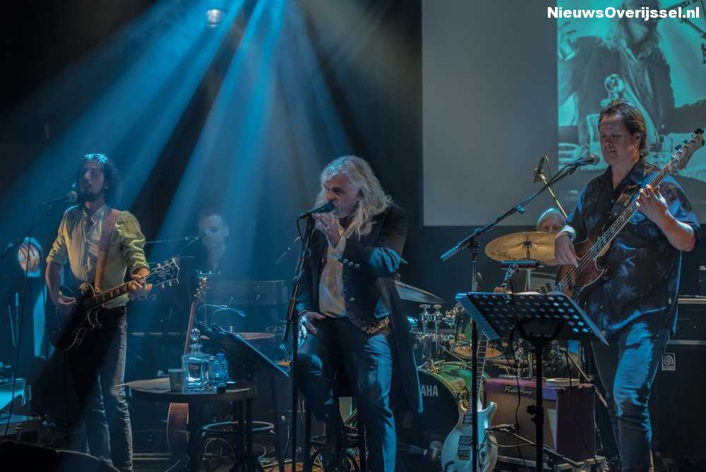 Taverne Live: Stars That Speak