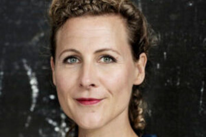 Ester Naomi Perquin – Tot alles in beweging komt