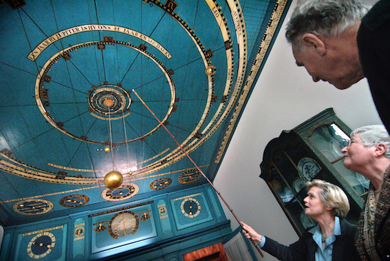 Reis door het Heelal met Adrie Warmenhoven