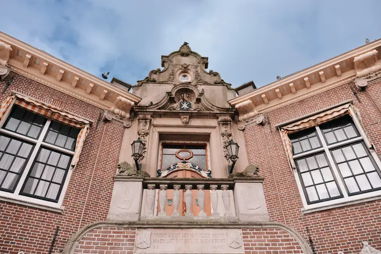Raadhuis zandvoort closeup