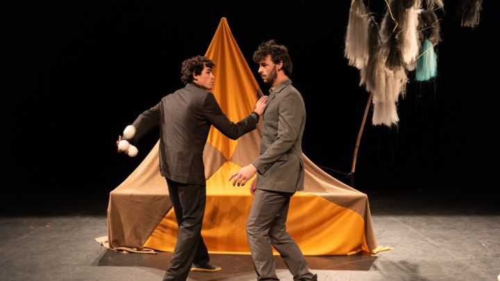 Collectif NousDeux - En toen? / Et alors? (4+)