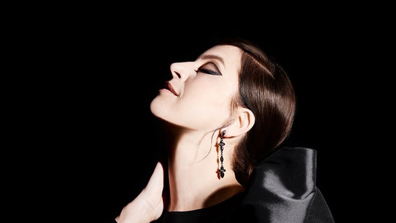 Fay Sings Barbra Streisand	