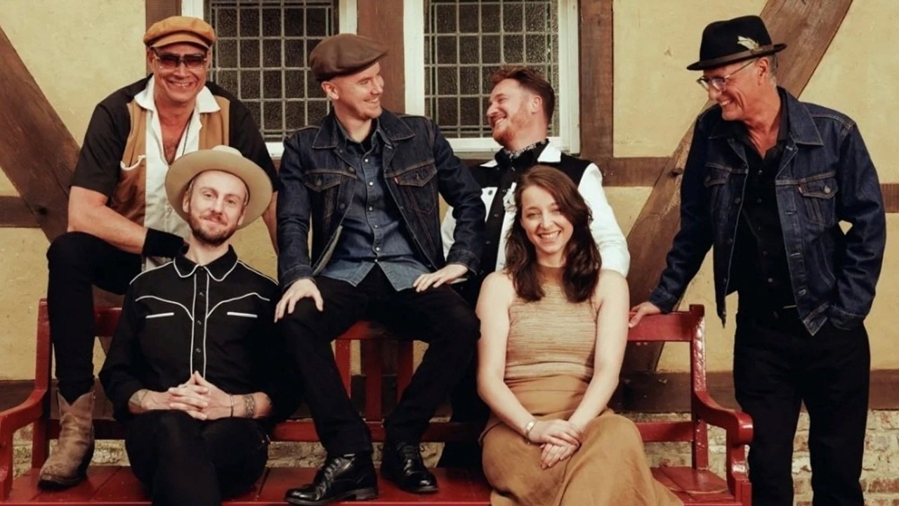 A Tribute to John Denver | Thank God I’m A Country Boy!