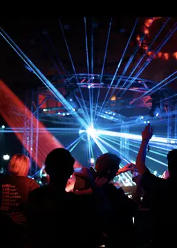 ABNORMAAL ‘In De Kerk’